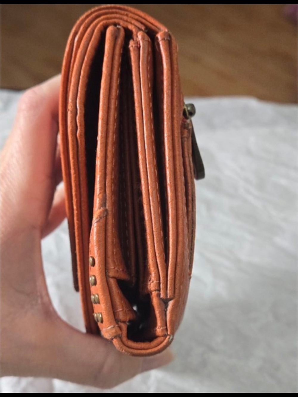 Matt & Nat Women's Tri-fold Envelope Clutch Wallet - Rust Brown/Pumpkin Spice - Picture 4 of 8
